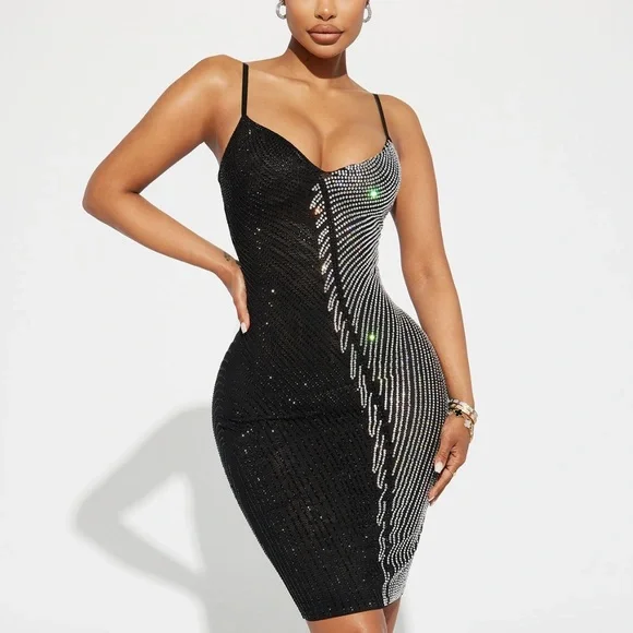 slim fit dress slacks Strapless Flower Sequin-embellished Mesh Dress in Red – CHICIDA